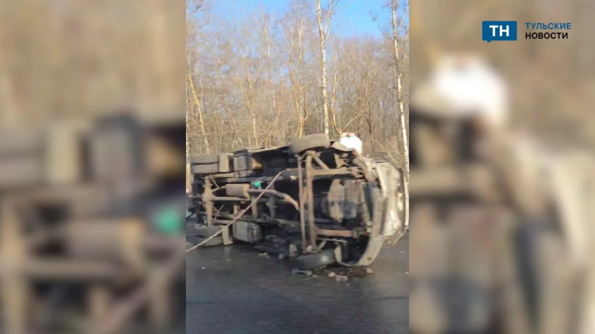 На Симферопольском шоссе в Тульской области в результате ДТП перевернулась «Газель»